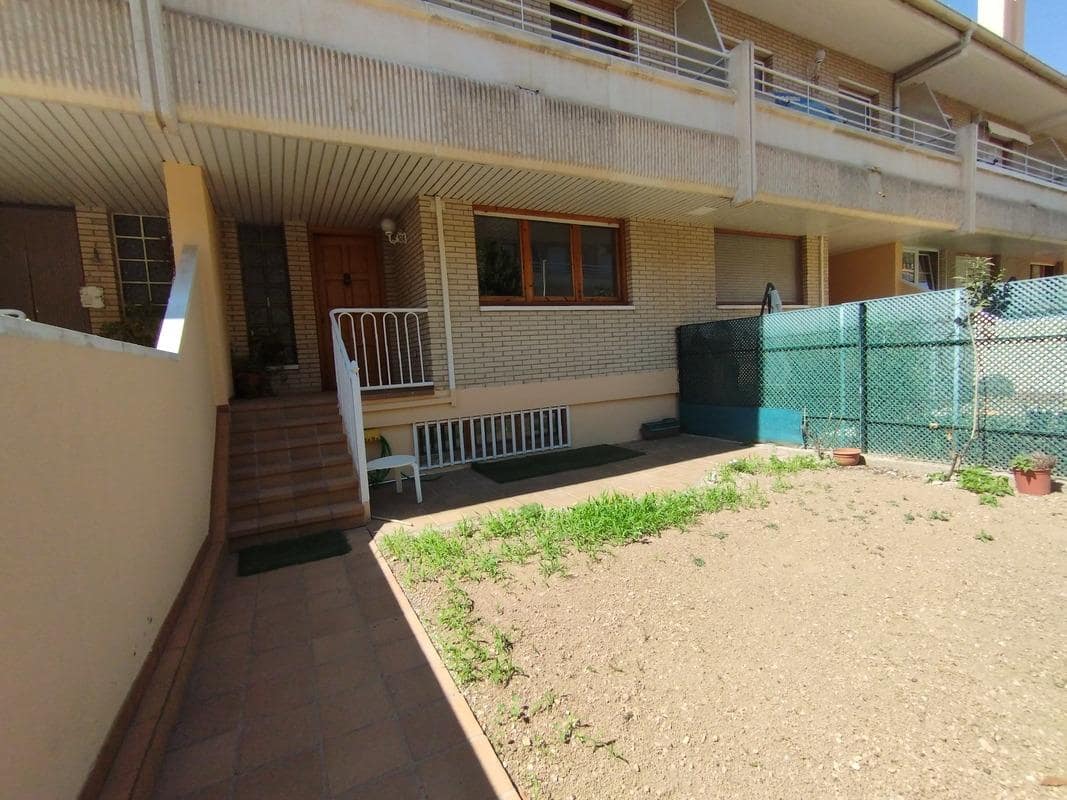 3 sypialnia Dom szeregowy do wynajęcia w Miasto Saragossa z garażem - 1 200 € (Ref: 9645724)