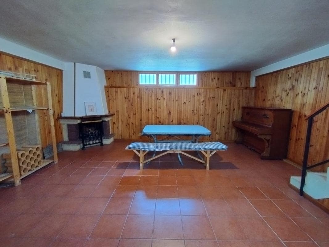 3 sypialnia Dom szeregowy do wynajęcia w Miasto Saragossa z garażem - 1 200 € (Ref: 9645724)