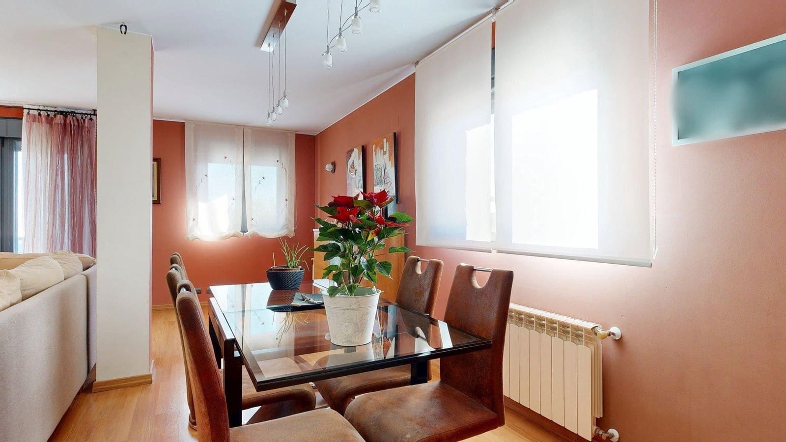 Chalet de 5 habitaciones en Nuez de Ebro en venta con piscina garaje - 360.000 € (Ref: 9645726)