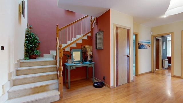 Chalet de 5 habitaciones en Nuez de Ebro en venta con piscina garaje - 360.000 € (Ref: 9645726)