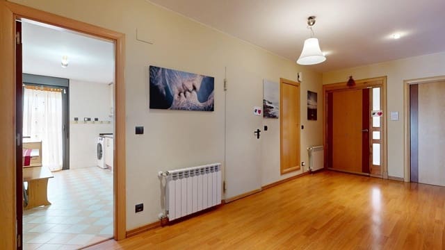 Chalet de 5 habitaciones en Nuez de Ebro en venta con piscina garaje - 360.000 € (Ref: 9645726)