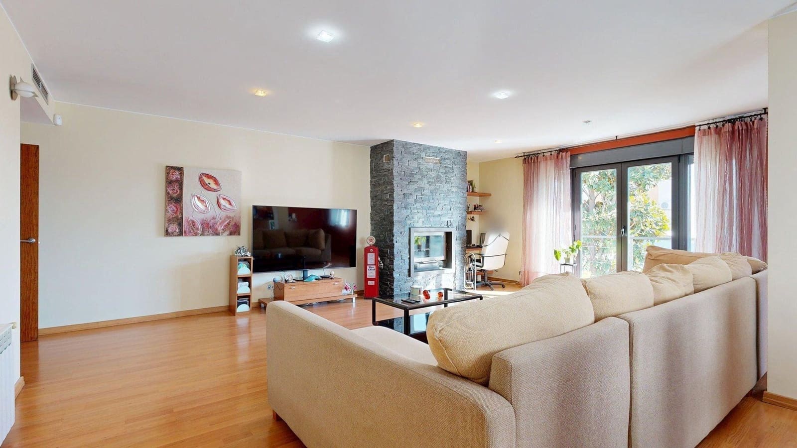 Chalet de 5 habitaciones en Nuez de Ebro en venta con piscina garaje - 360.000 € (Ref: 9645726)