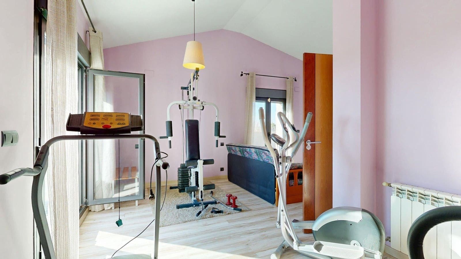 Chalet de 5 habitaciones en Nuez de Ebro en venta con piscina garaje - 360.000 € (Ref: 9645726)