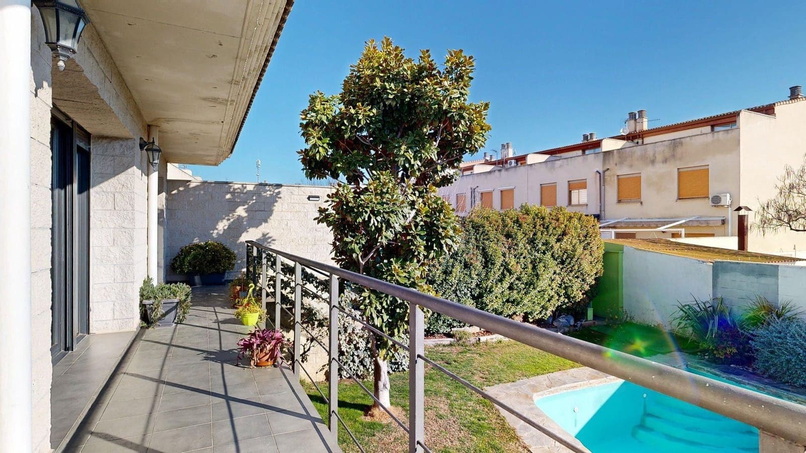 Chalet de 5 habitaciones en Nuez de Ebro en venta con piscina garaje - 360.000 € (Ref: 9645726)