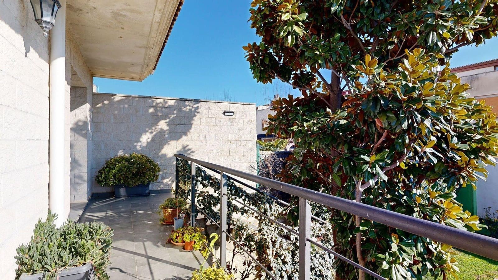 Chalet de 5 habitaciones en Nuez de Ebro en venta con piscina garaje - 360.000 € (Ref: 9645726)