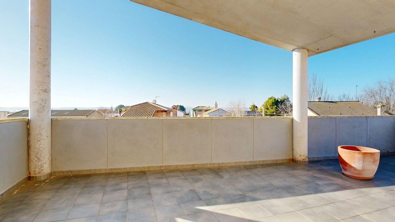 Chalet de 5 habitaciones en Nuez de Ebro en venta con piscina garaje - 360.000 € (Ref: 9645726)