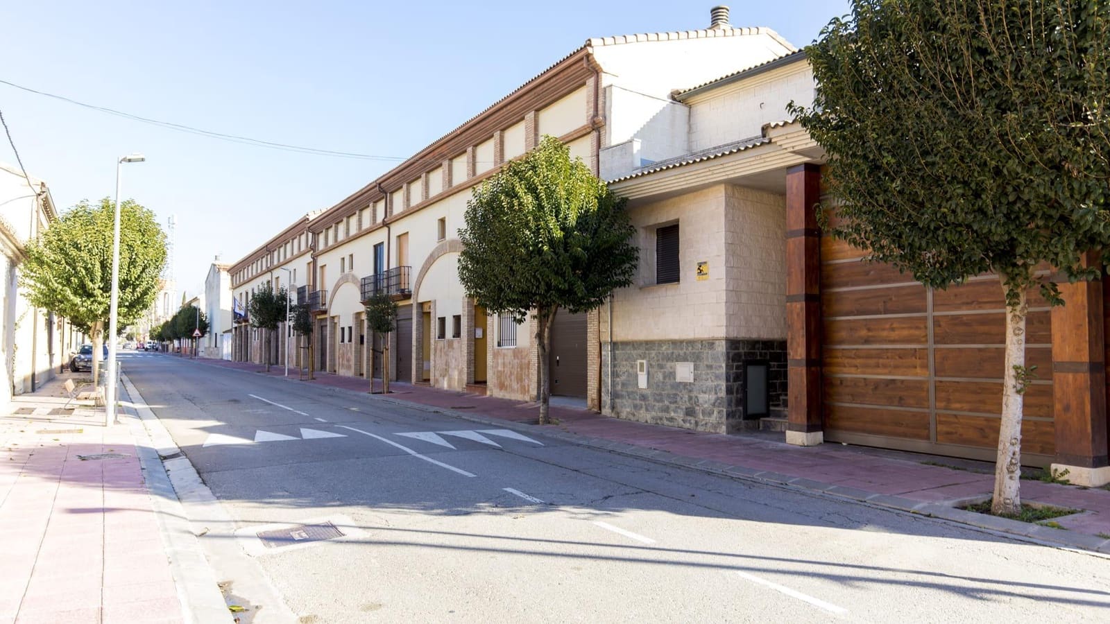 Chalet de 5 habitaciones en Nuez de Ebro en venta con piscina garaje - 360.000 € (Ref: 9645726)