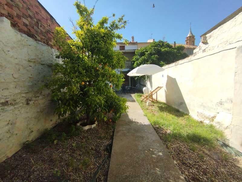 Chalet de 4 habitaciones en Azaila en venta con garaje - 45.000 € (Ref: 9645731)