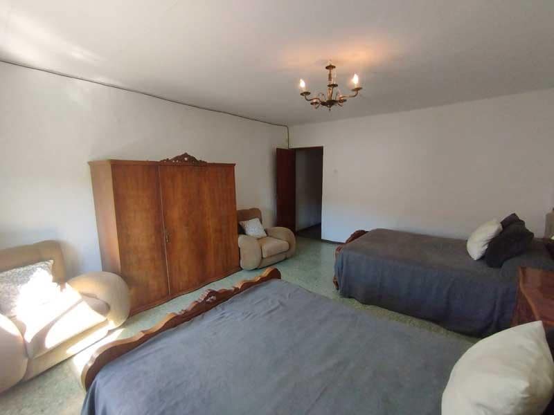 Chalet de 4 habitaciones en Azaila en venta con garaje - 45.000 € (Ref: 9645731)