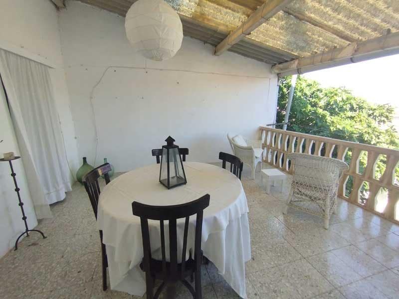 Chalet de 4 habitaciones en Azaila en venta con garaje - 45.000 € (Ref: 9645731)