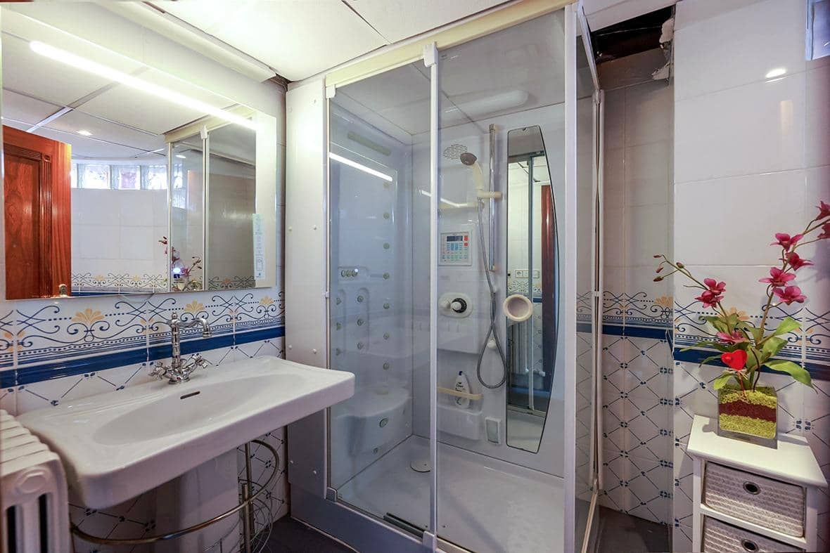 4 sypialnia Willa na sprzedaż w Calatayud z garażem - 595 000 € (Ref: 9645735)