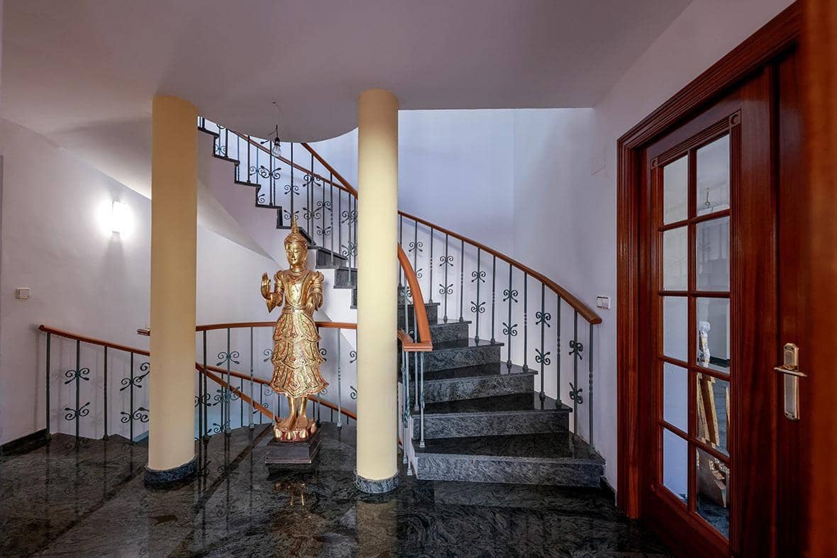 4 sypialnia Willa na sprzedaż w Calatayud z garażem - 595 000 € (Ref: 9645735)