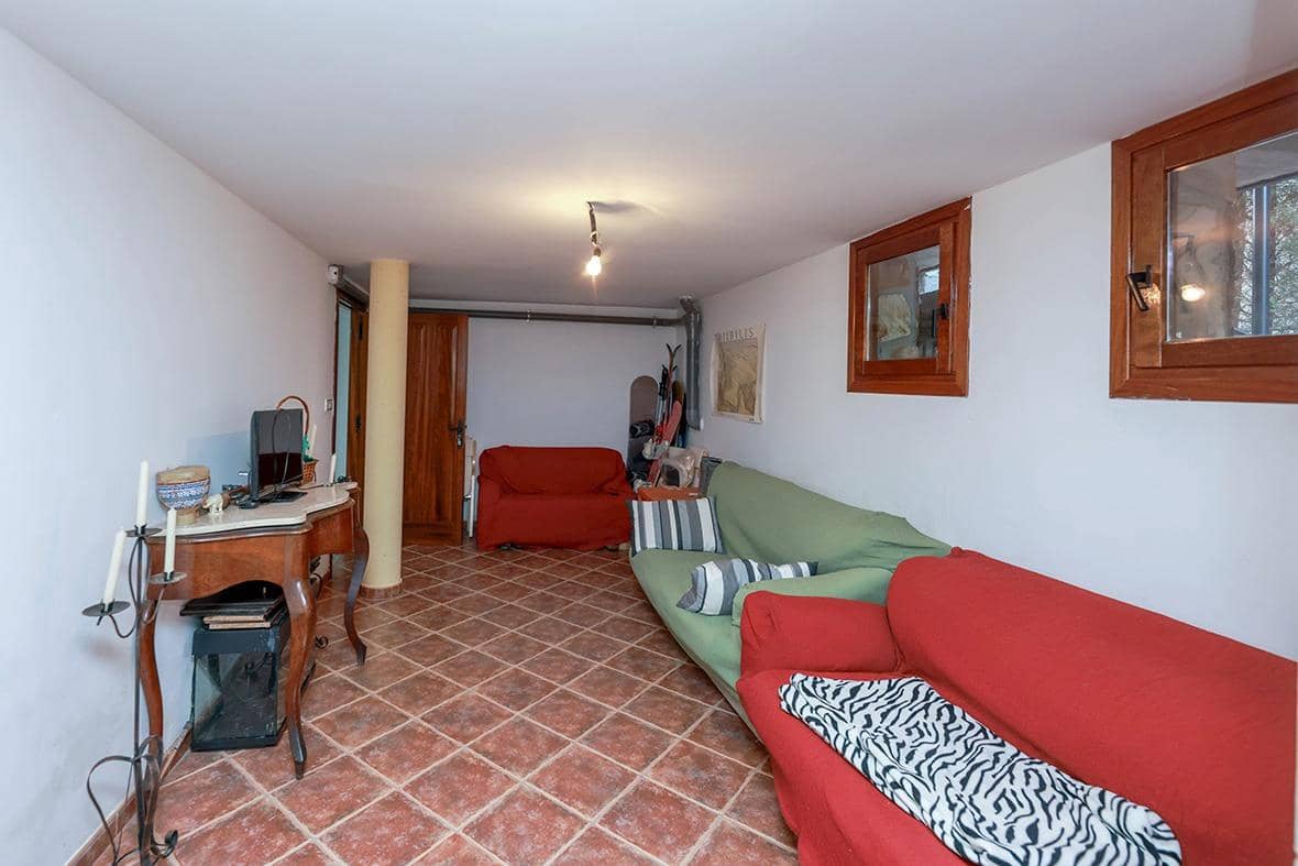 4 sypialnia Willa na sprzedaż w Calatayud z garażem - 595 000 € (Ref: 9645735)