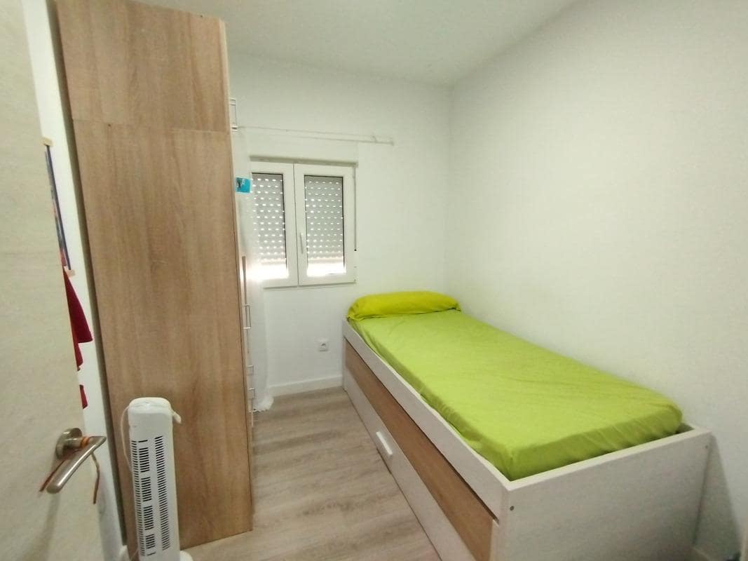 3 quarto Moradia para venda em Gallur com piscina garagem - 165 000 € (Ref: 9645738)