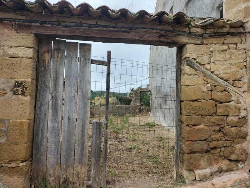 Bauplatz zu verkaufen in Murillo de Gallego - 6.000 € (Ref: 9645739)