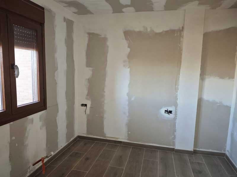 4 chambre Villa/Maison Mitoyenne à vendre à Ariza avec garage - 95 000 € (Ref: 9645740)