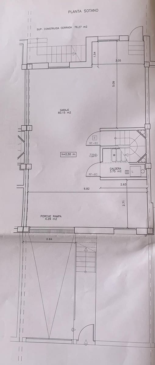 4 chambre Villa/Maison Mitoyenne à vendre à Ariza avec garage - 95 000 € (Ref: 9645740)