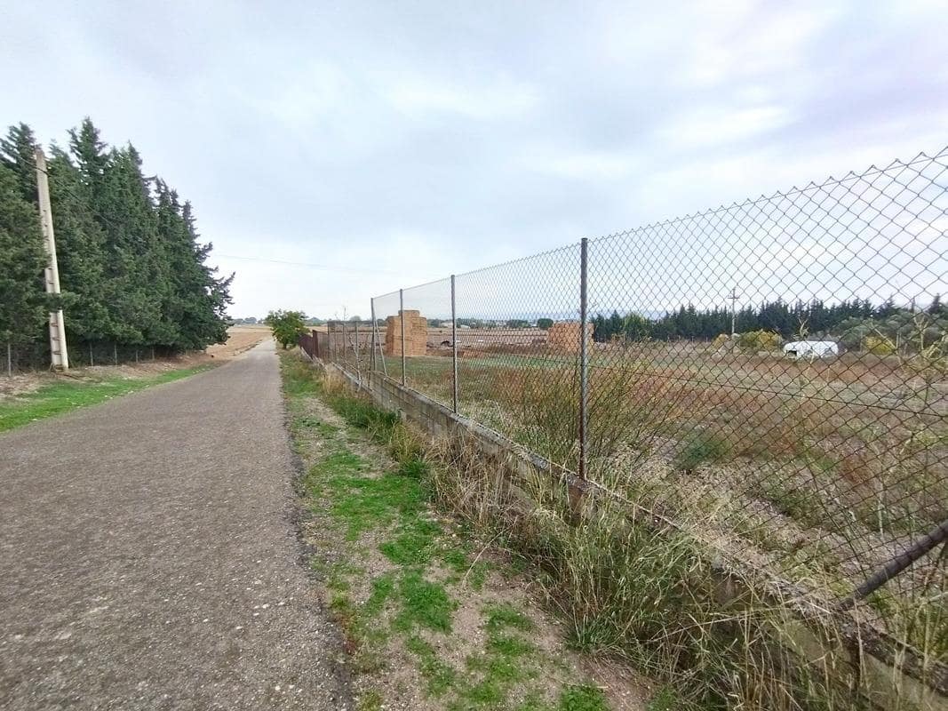 Terreno Non Edificato in vendita in Saragozza citta - 54.000 € (Rif: 9645741)