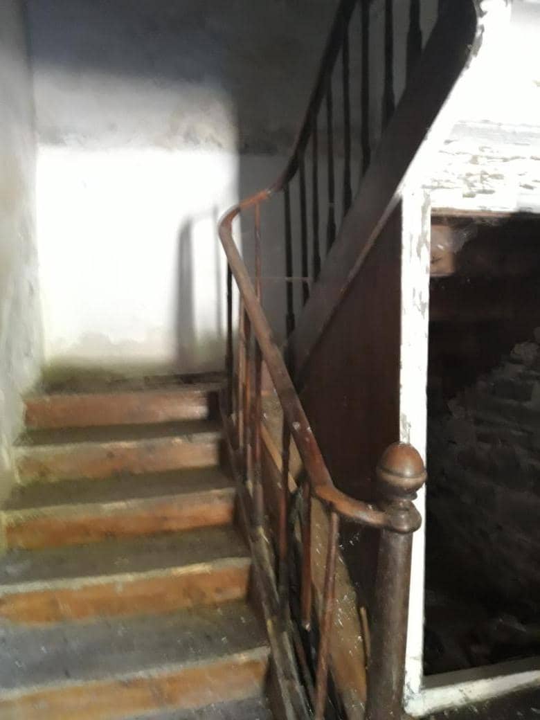 5 bedroom Townhouse for sale in Fago - € 50,000 (Ref: 9645743)