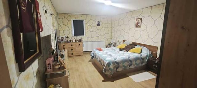 4 sypialnia Finka/Dom wiejski na sprzedaż w Paracuellos de Jiloca - 95 000 € (Ref: 9645744)