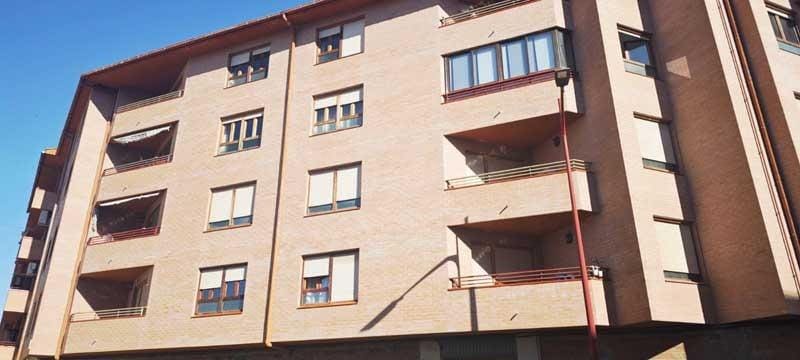 2 sypialnia Apartament na sprzedaż w Calatayud z garażem - 130 000 € (Ref: 9645747)