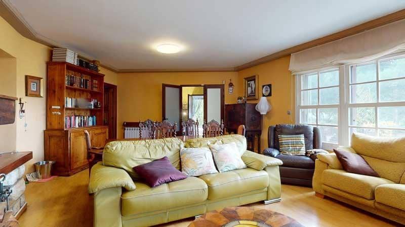 Chalet de 6 habitaciones en La Muela en venta con piscina garaje - 420.000 € (Ref: 9645751)