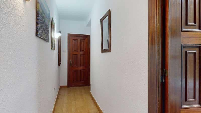 Chalet de 6 habitaciones en La Muela en venta con piscina garaje - 420.000 € (Ref: 9645751)