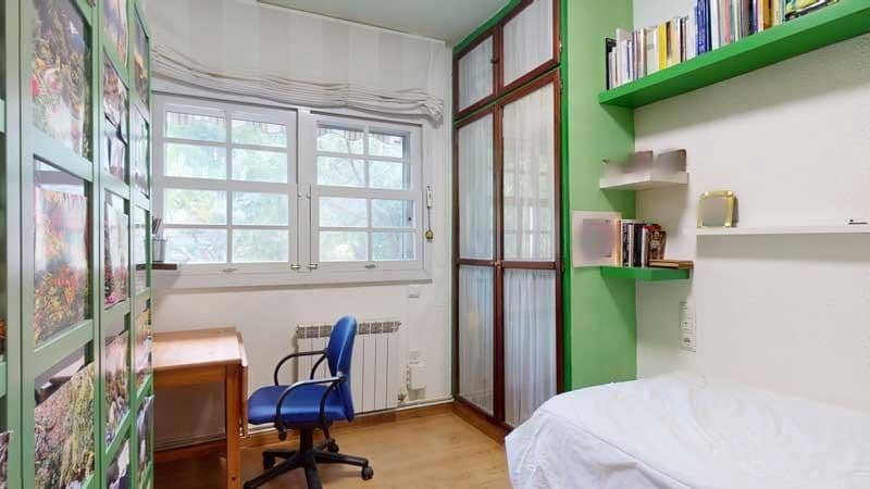 Chalet de 6 habitaciones en La Muela en venta con piscina garaje - 420.000 € (Ref: 9645751)