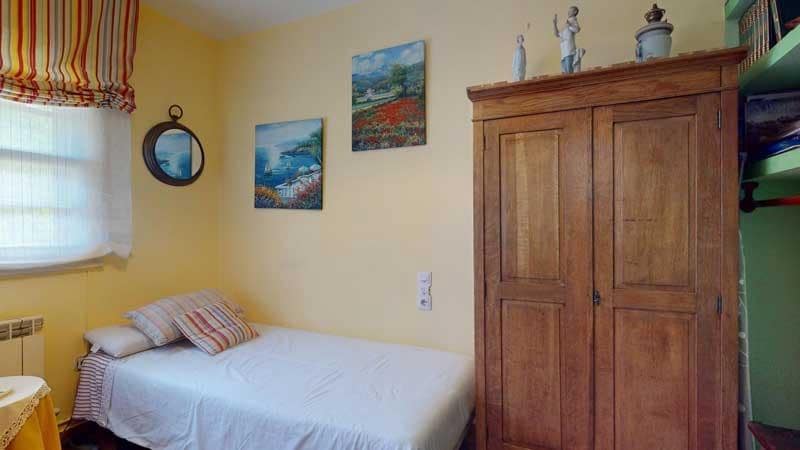 Chalet de 6 habitaciones en La Muela en venta con piscina garaje - 420.000 € (Ref: 9645751)