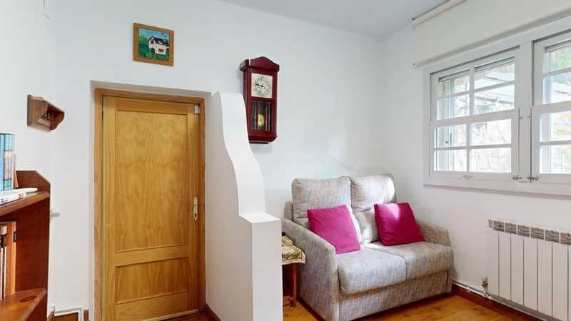 Chalet de 6 habitaciones en La Muela en venta con piscina garaje - 420.000 € (Ref: 9645751)