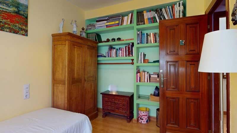 Chalet de 6 habitaciones en La Muela en venta con piscina garaje - 420.000 € (Ref: 9645751)