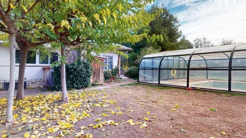 Chalet de 6 habitaciones en La Muela en venta con piscina garaje - 420.000 € (Ref: 9645751)