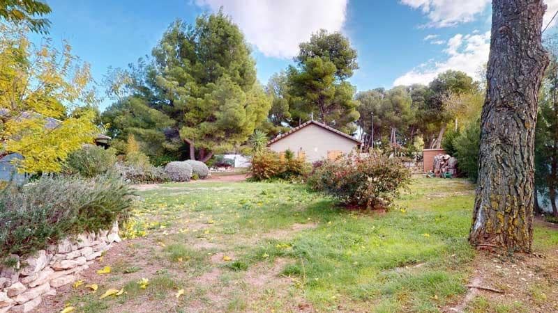 Chalet de 6 habitaciones en La Muela en venta con piscina garaje - 420.000 € (Ref: 9645751)