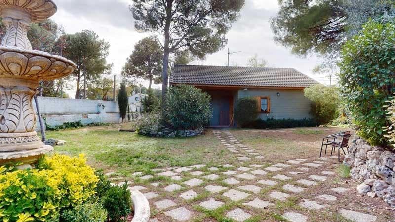 Chalet de 6 habitaciones en La Muela en venta con piscina garaje - 420.000 € (Ref: 9645751)