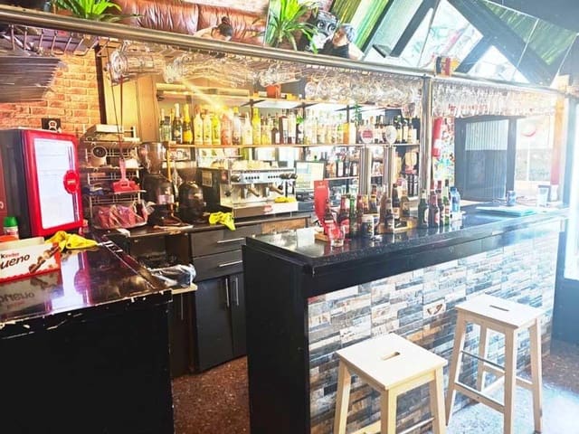 Local Commercial à vendre à Cariñena - 65 000 € (Ref: 9645754)