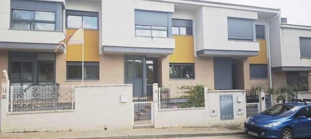 5 sypialnia Dom szeregowy na sprzedaż w Paracuellos de Jiloca z garażem - 174 000 € (Ref: 9645757)