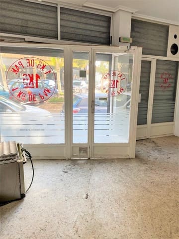 Commerciale in vendita in Saragozza città - 46.500 € (Rif: 9645760)