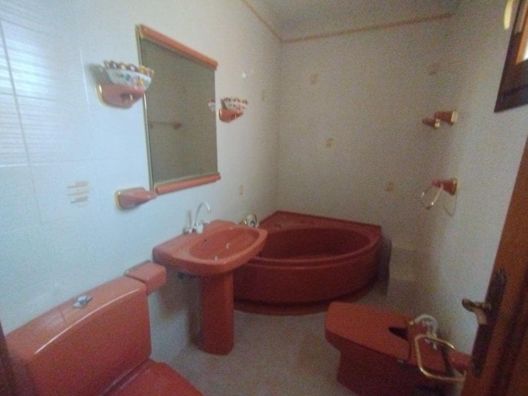 5 makuuhuone Huvila myytävänä paikassa Zaragoza kaupunki mukana 
autotalli - 495 000 € (Ref: 9648351)