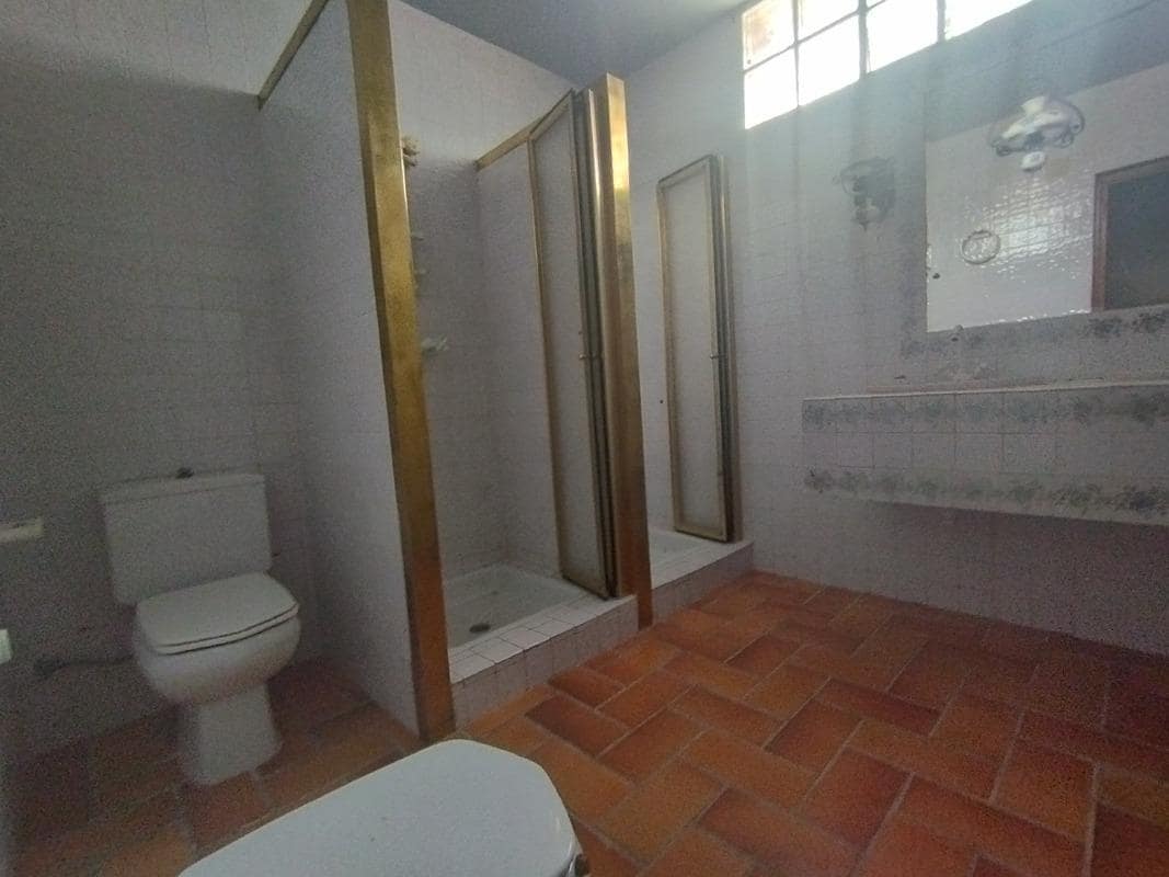 5 makuuhuone Huvila myytävänä paikassa Zaragoza kaupunki mukana 
autotalli - 495 000 € (Ref: 9648351)