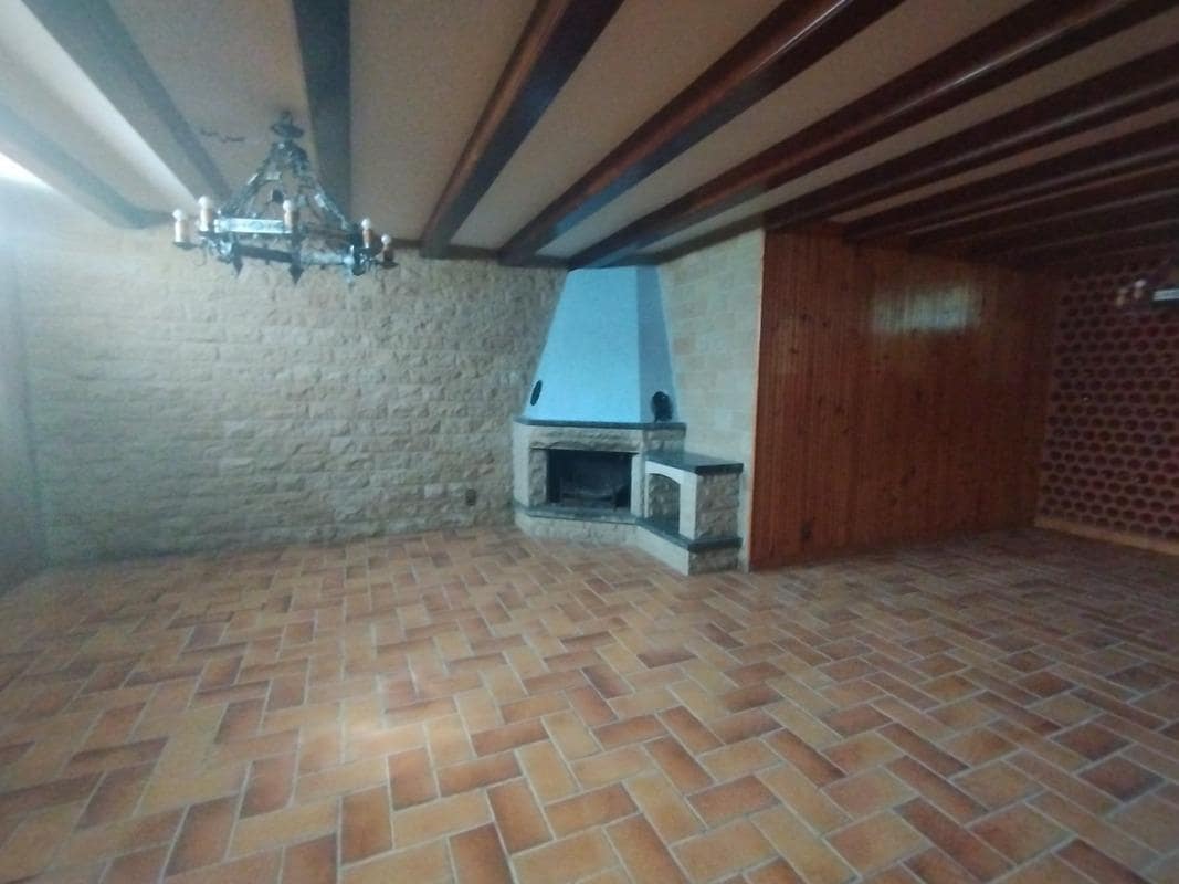 5 makuuhuone Huvila myytävänä paikassa Zaragoza kaupunki mukana 
autotalli - 495 000 € (Ref: 9648351)