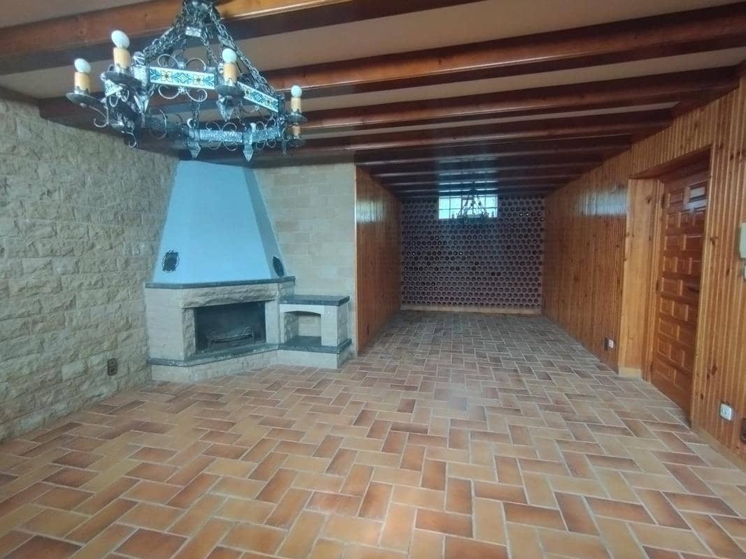 5 makuuhuone Huvila myytävänä paikassa Zaragoza kaupunki mukana 
autotalli - 495 000 € (Ref: 9648351)