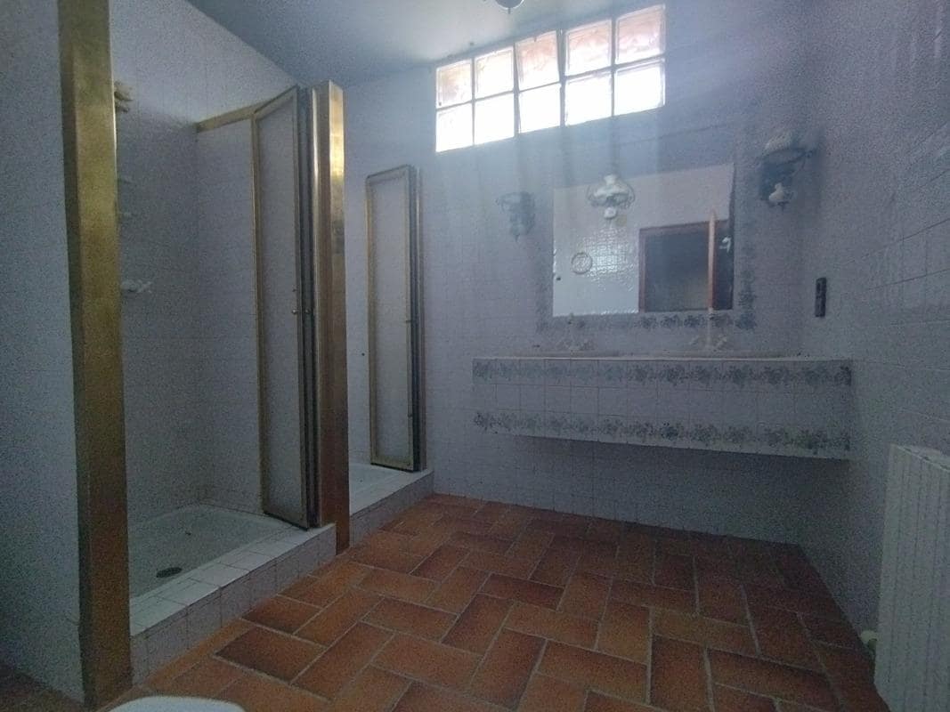 5 makuuhuone Huvila myytävänä paikassa Zaragoza kaupunki mukana 
autotalli - 495 000 € (Ref: 9648351)