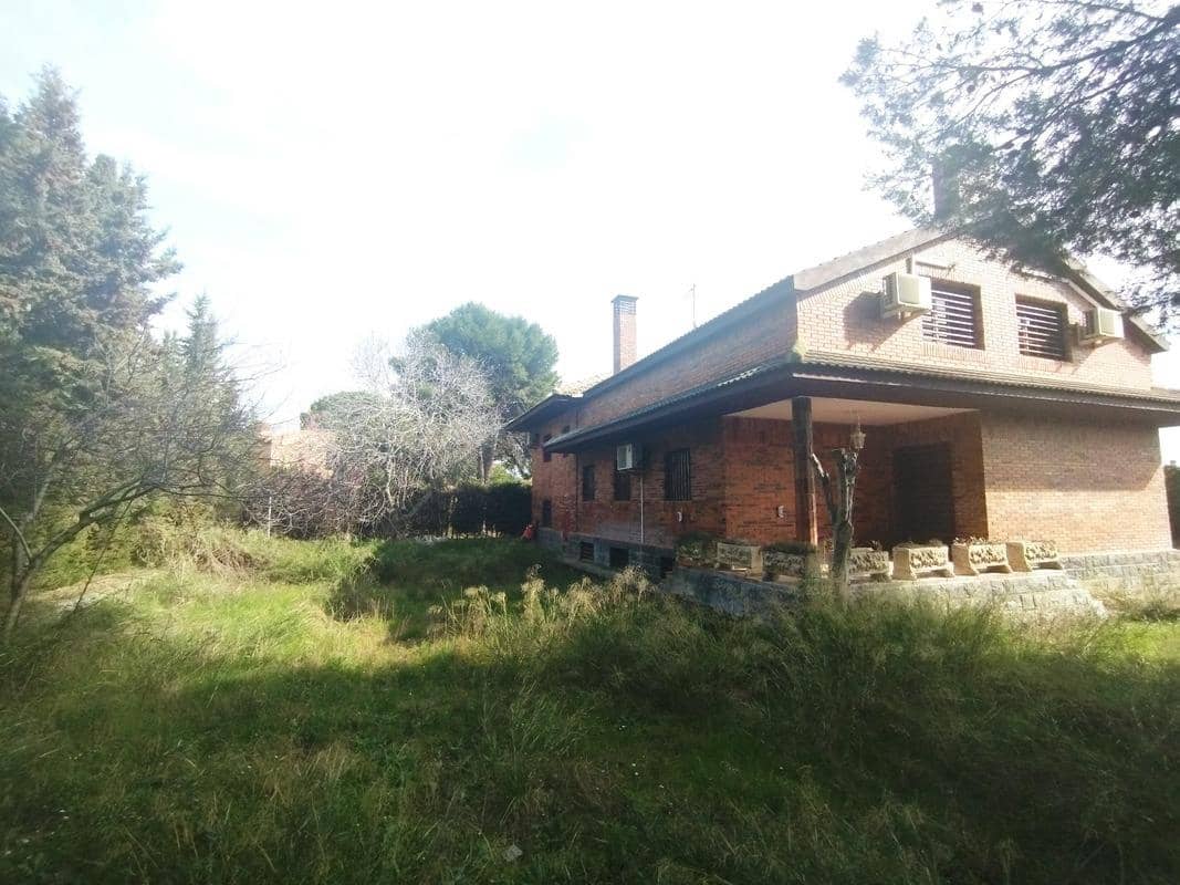 5 makuuhuone Huvila myytävänä paikassa Zaragoza kaupunki mukana 
autotalli - 495 000 € (Ref: 9648351)