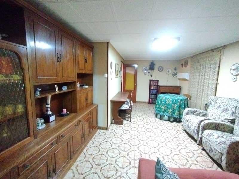 3 makuuhuone Omakotitalo myytävänä paikassa Sierra de Luna mukana 
autotalli - 49 500 € (Ref: 9666733)