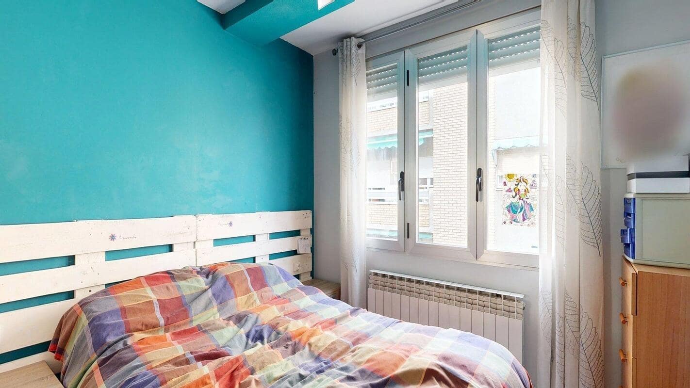 3 bedroom Flat for sale in Zaragoza city - € 158,000 (Ref: 9679966)