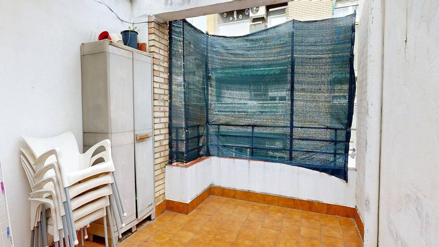 3 bedroom Flat for sale in Zaragoza city - € 158,000 (Ref: 9679966)