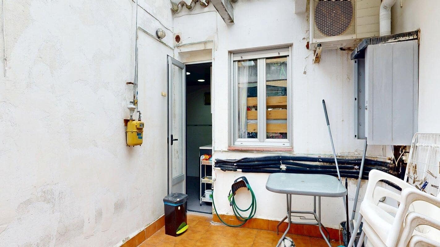 3 bedroom Flat for sale in Zaragoza city - € 158,000 (Ref: 9679966)