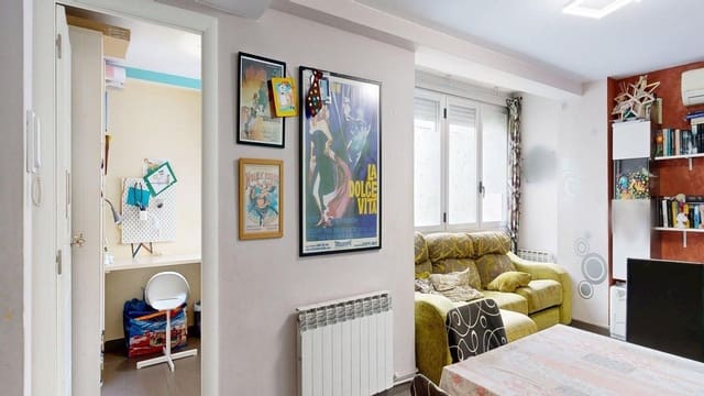 3 soverom Penthouse til salgs i Zaragoza by - € 158 000 (Ref: 9679966)