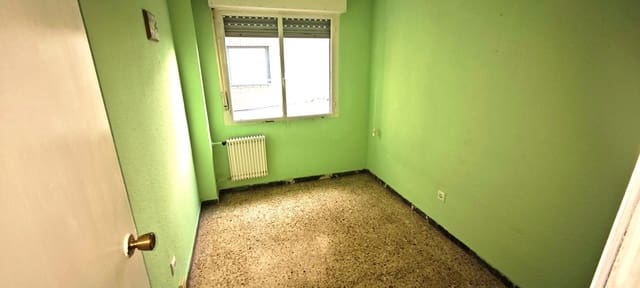 4 Zimmer Wohnung zu verkaufen in Calatayud mit Pool - 89.000 € (Ref: 9690936)