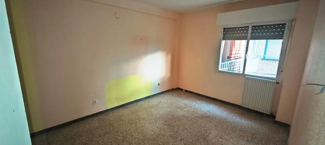 4 Zimmer Wohnung zu verkaufen in Calatayud mit Pool - 89.000 € (Ref: 9690936)
